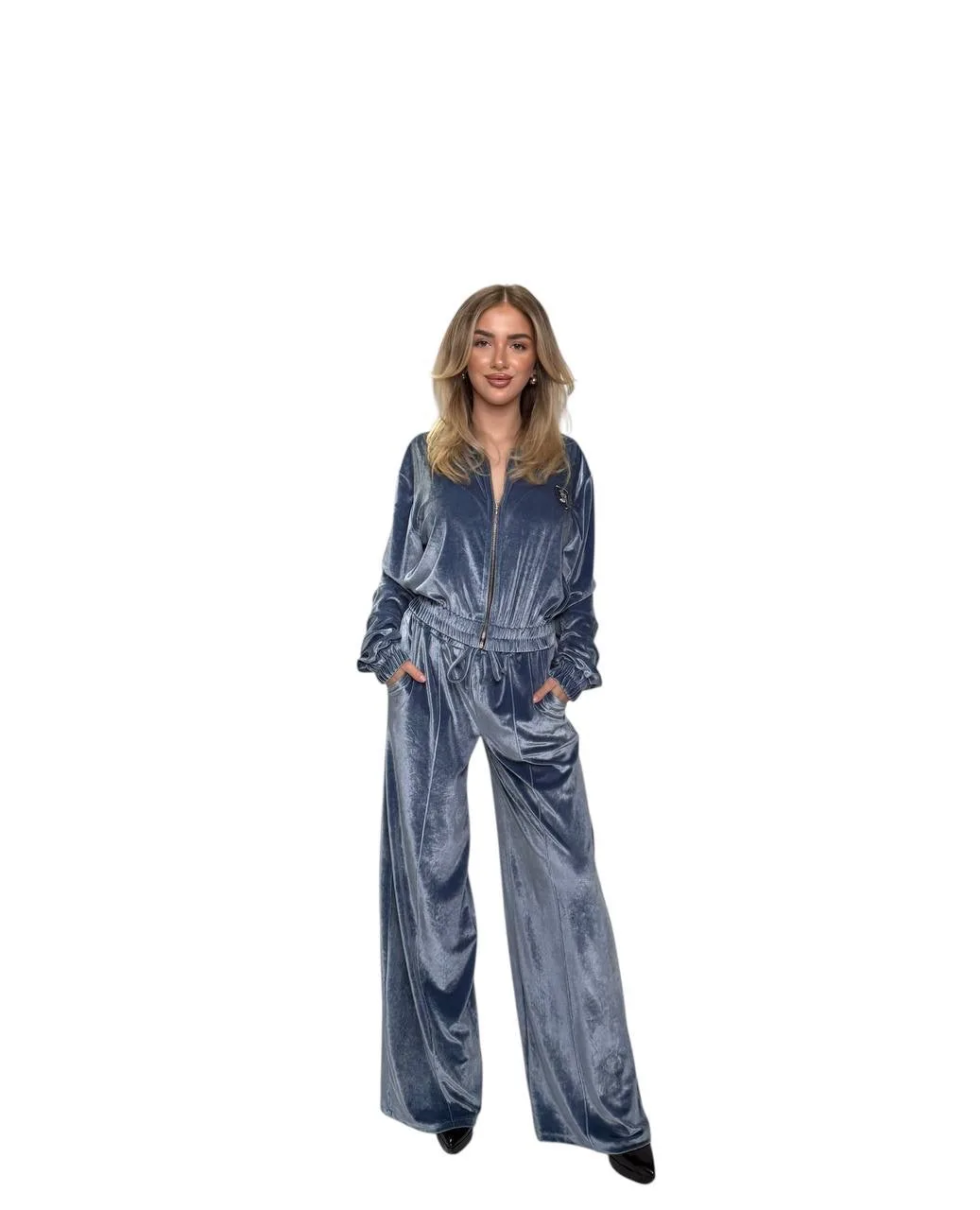 Elegant Tracksuit 8