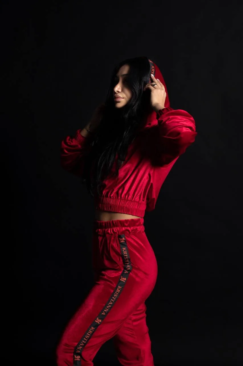 Red Kristianna tracksuit 4